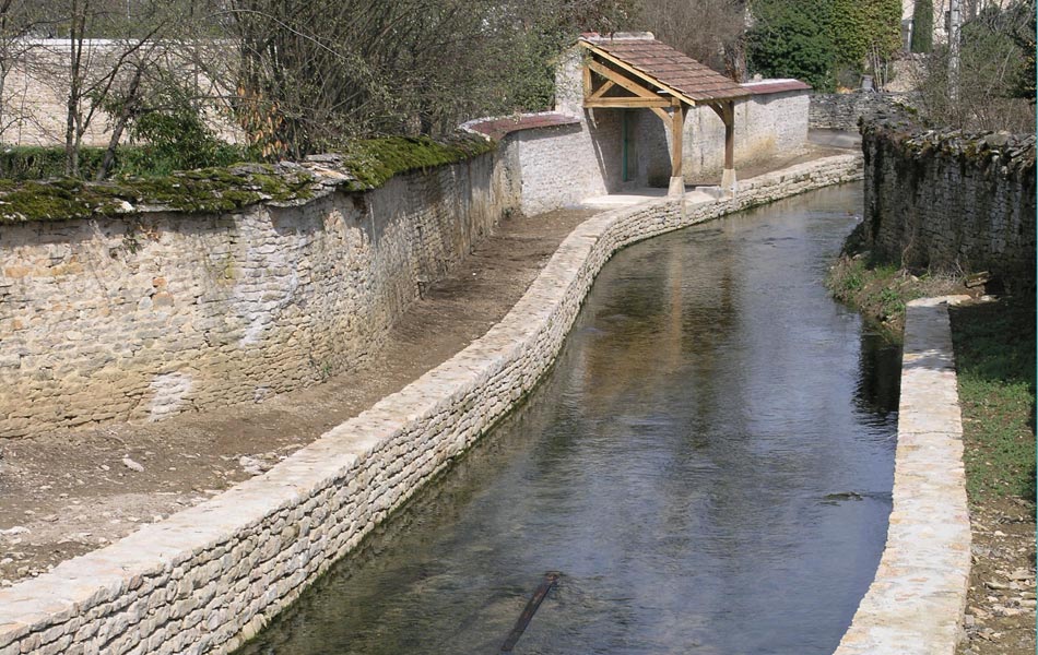 Murs de pierre - Association Sentiers - Dijon