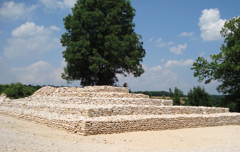 Tumulus à Meulson - Association Sentiers, Dijon, chantiers d'insertion professionnel